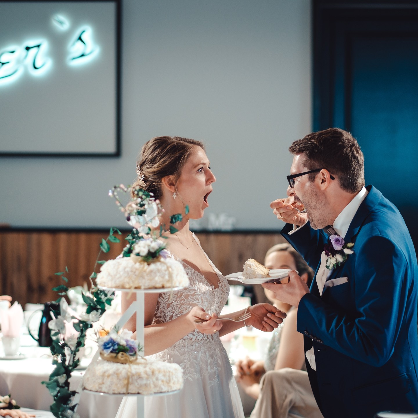 Einmalig....diese Momente! Ich liebe diese kleinen kurzen und einmaligen Momente. #immerbereit #hochzeitsfotograf #hochzeit2024 #hochzeit2025 #wedding #hochzeitsfotografmünchen #fotografmünchen #charlesdiehle